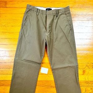 Banana Republic Dawson Chino